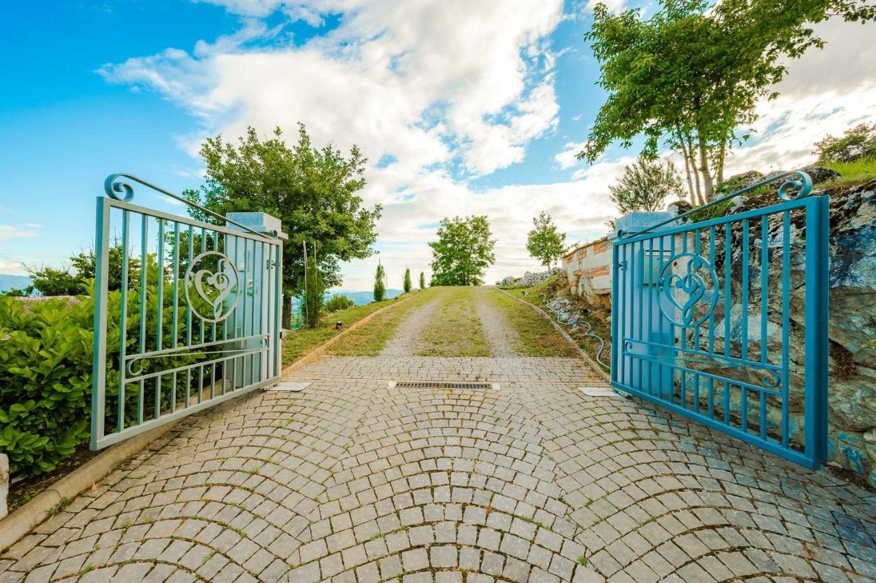 Villa Zupan With Hot Tub Skocjan  Exterior foto